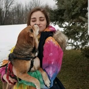 Meet your Posher, Alyssa